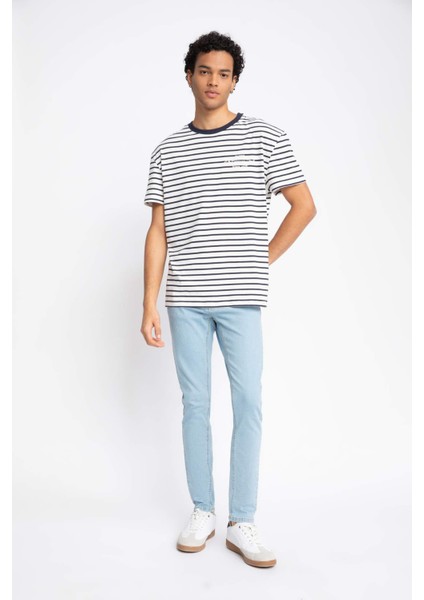 Super Skinny Fit En Dar Kalıp Normal Bel Ekstra Dar Paça Jean Pantolon A6942AX23AU