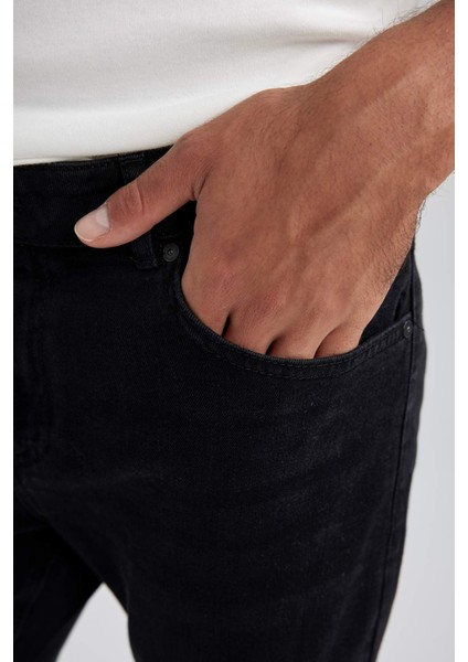Sergio Regular Fit Normal Kalıp Normal Bel Boru Paça Jean Pantolon W6868AZ23AU