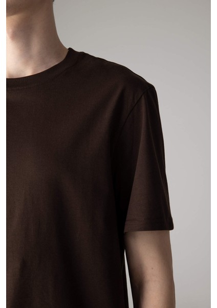 %100 Pamuk New Regular Fit Bisiklet Yaka Basic Düz Kısa Kollu Tişört V7699AZ24SP modelleri