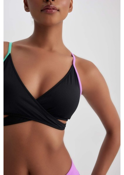 Fall in Love Regular Fit Bikini Üstü B0238AX23HS