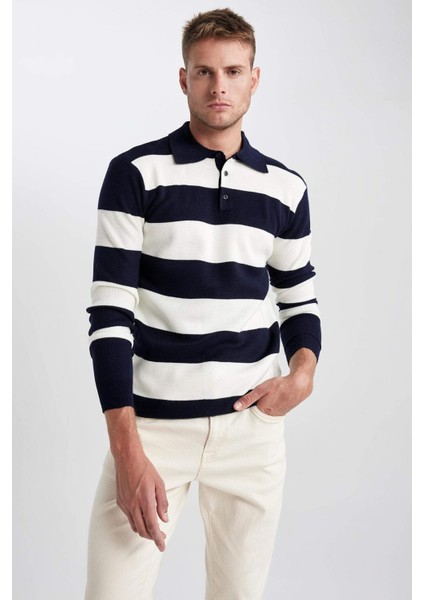 Standart Fit Çizgili Polo Yaka Kazak Y4194AZ23WN fırsatları