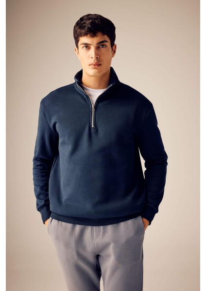 Comfort Regular Fit Rahat Kalıp Fermuarlı Dik Yaka Basic Düz Sweatshirt X7405AZ23AU