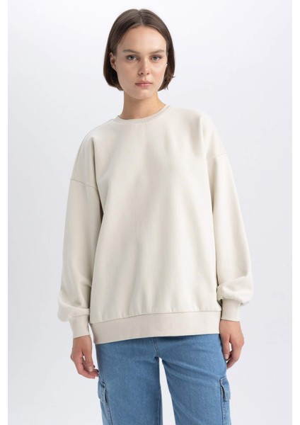Oversize Fit Bisiklet Yaka Kalın Basic Sweatshirt Y1346AZ23WN