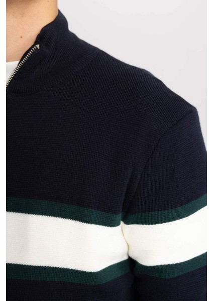 Standart Fit Balıkçı Yaka Kazak Y4193AZ23WN indirimleri