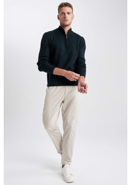 Standart Fit Normal Kesim Dik Yaka Fermuarlı Basic Düz Triko Kazak A5184AX23WN indirimleri