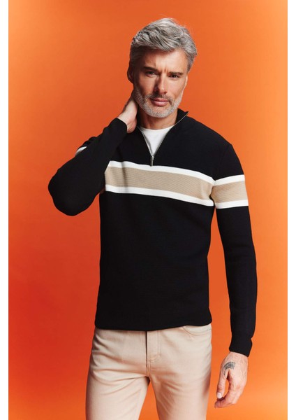 Standart Fit Normal Kesim Dik Yaka Fermuarlı Çizgili Triko Kazak Y4193AZ23WN modelleri