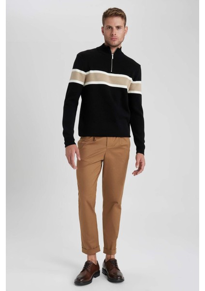 Standart Fit Normal Kesim Dik Yaka Fermuarlı Çizgili Triko Kazak Y4193AZ23WN indirimleri