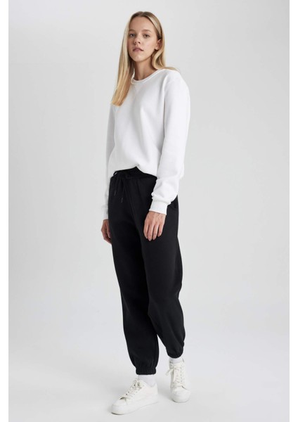 Jogger Standart Fit Esnek Bantlı Paça Kalın Kumaş Uzun Boy Eşofman Altı S7370AZ23WN fırsatları