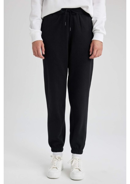 Jogger Standart Fit Esnek Bantlı Paça Kalın Kumaş Uzun Boy Eşofman Altı S7370AZ23WN indirimleri