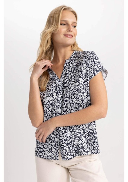 Regular Fit Bisiklet Yaka Kısa Kollu Gömlek I6173AZ23SM