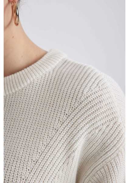 Regular Fit Bisiklet Yaka Basic Triko Kazak H6905AZ23WN indirimleri