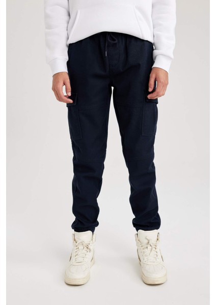 Regular Fit Kargo Cepli Beli Bağcıklı Düz Paça Jogger Pantolon modelleri