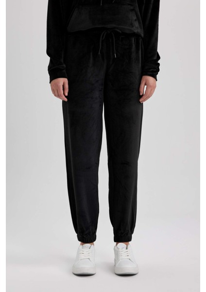 Beli Paçası Lastikli Cepli Basic Düz Kadife Jogger Eşofman Altı W1976AZ23WN fırsatları