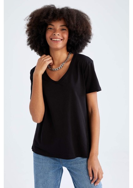 Regular Fit V Yaka Kısa Kollu %100 Pamuk Tişört M9545AZ22SP