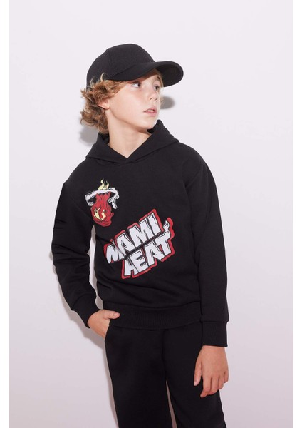 Erkek Çocuk NBA Miami Heat Kapüşonlu Kalın Sweatshirt B4799A823WN