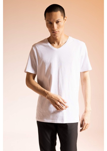 Slim Fit Dar Kesim V Yaka Basic Düz Kısa Kollu %100 Pamuk Tişört M7668AZ23SP