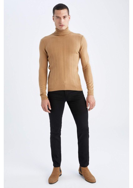 Slim Fit Dar Kesim Balıkçı Yaka Boğazlı Triko Kazak X7391AZ22AU