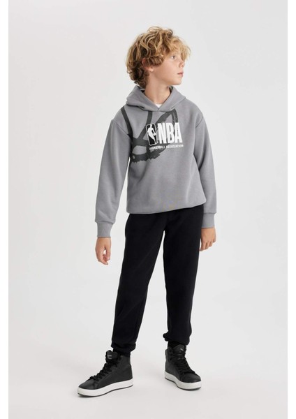 Erkek Çocuk NBA Wordmark Kapüşonlu Kalın Sweatshirt B4792A823WN