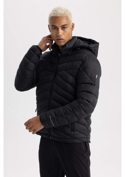 Fit Su İtici Slim Fit Kapüşonlu Şişme Mont A3034AX23AU fırsatları