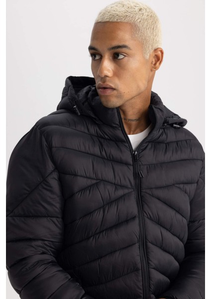 Fit Su İtici Slim Fit Kapüşonlu Şişme Mont A3034AX23AU indirimleri