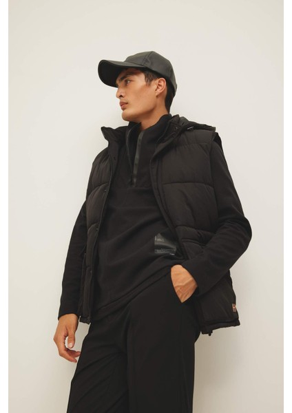 Regular Fit Kapüşonlu Cepli Şişme Yelek W5509AZ23AU