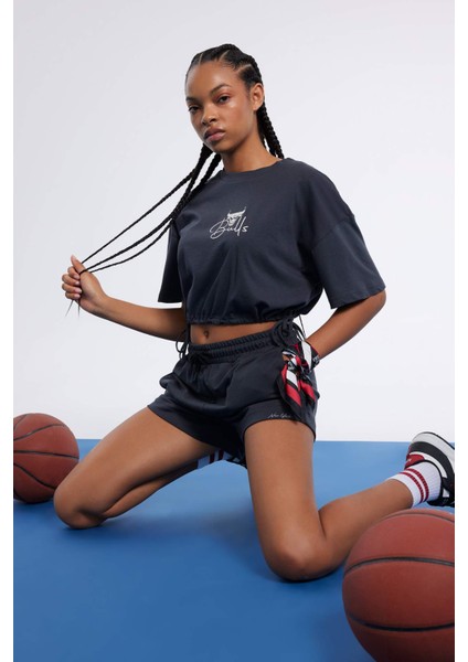 Fit NBA Chicago Bulls Bisiklet Yaka Kısa Kollu Tişört C6311AX24HS modelleri