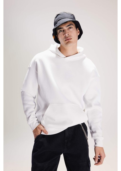 Oversize Geniş Kalıp Kapüşonlu Kanguru Cepli Basic Düz Sweatshirt A4331AX23AU