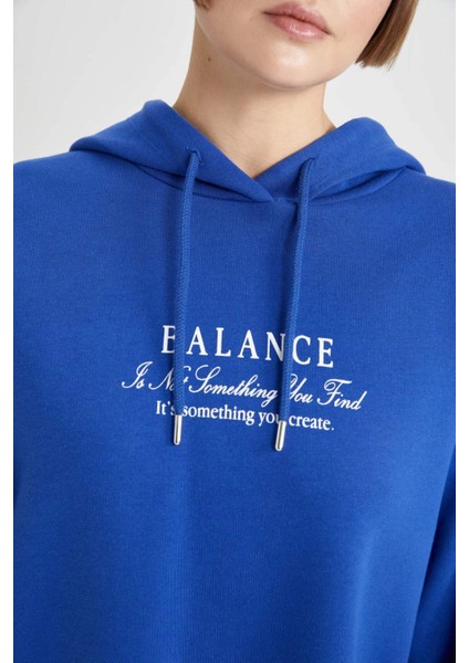 Oversize Fit Kapüşonlu Kalın Sweatshirt B4062AX23AU