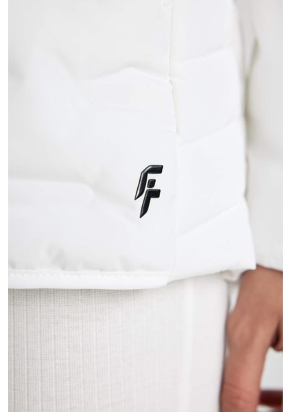 Fit Su İtici Mont Rüzgar Geçirmez Slim Fit Dar Kesim Çıkarılabilir Kapüşonlu Fermuarlı B2420AX24SP