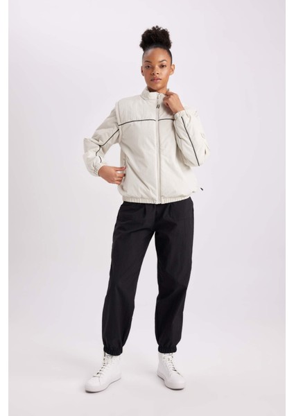 Su İtici Mont Rüzgar Geçirmez Dik Yaka Çıkarılabilir Kol Detaylı Cepli Astarlı B2419AX24SP fiyatları