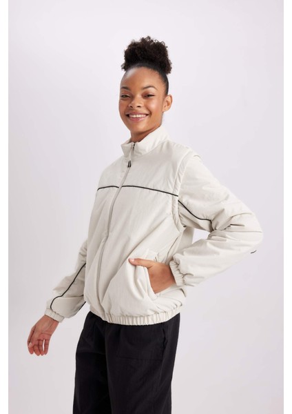 Su İtici Mont Rüzgar Geçirmez Dik Yaka Çıkarılabilir Kol Detaylı Cepli Astarlı B2419AX24SP modelleri