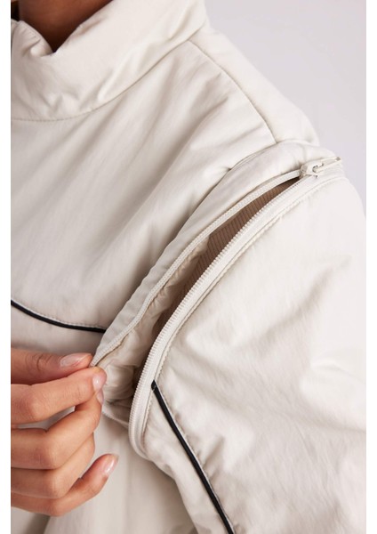 Su İtici Mont Rüzgar Geçirmez Dik Yaka Çıkarılabilir Kol Detaylı Cepli Astarlı B2419AX24SP indirimleri