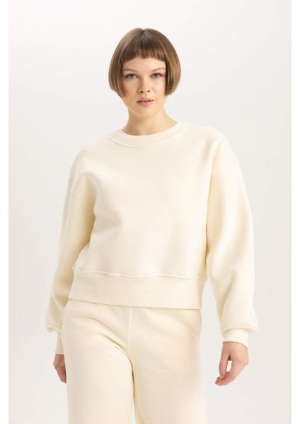 Relax Fit Bisiklet Yaka Kalın Basic Düz Sweatshirt B8568AX23WN modelleri