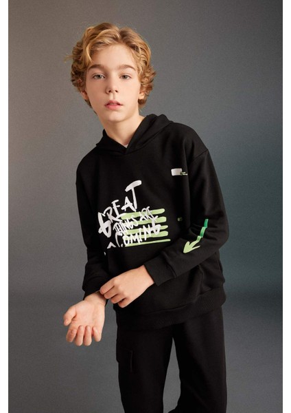 Erkek Çocuk Oversize Geniş Kalıp Kapüşonlu Baskılı Sweatshirt C0357A823CW fiyatları