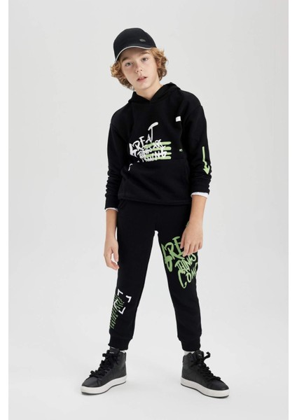 Erkek Çocuk Oversize Geniş Kalıp Kapüşonlu Baskılı Sweatshirt C0357A823CW indirimleri