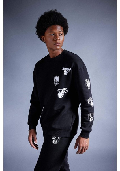 Fit NBA Current Teams Comfort Fit Bisiklet Yaka Kalın Sweatshirt A4112AX23AU fiyatları