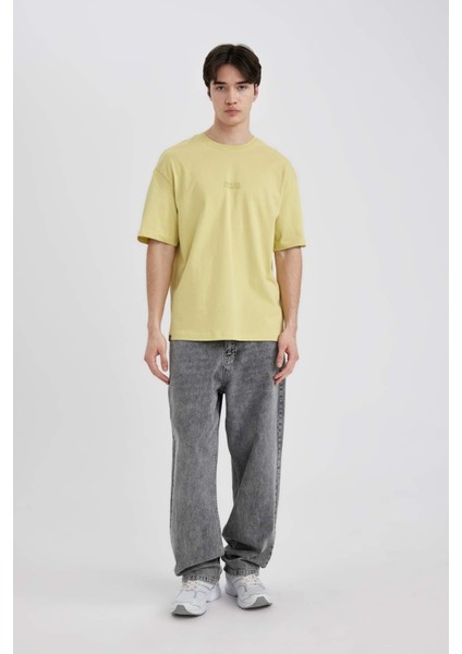 Comfort Regular Fit Rahat Kalıp Bisiklet Yaka Sırt Baskılı Kısa Kollu Tişört B8491AX24SM