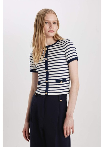 Slim Fit Dar Kesim Bisiklet Yaka Çizgili Fitilli Kaşkorse Kısa Kollu Tişört C2566AX24SP