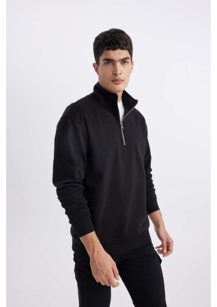 Comfort Fit Dik Yaka Kalın Kumaş Basic Sweatshirt X7405AZ24SP