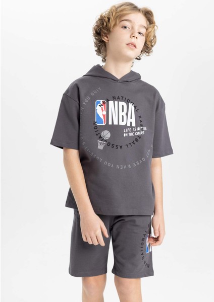 Erkek Çocuk NBA Wordmark Kapüşonlu Kısa Kollu Tişört Şort 2'li Takım B8154A824SM