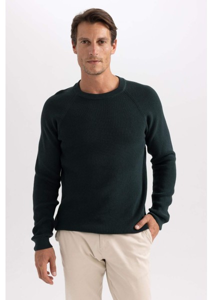 Standart Fit Normal Kesim Bisiklet Yaka Basic Düz Triko Kazak A8458AX23AU fırsatları