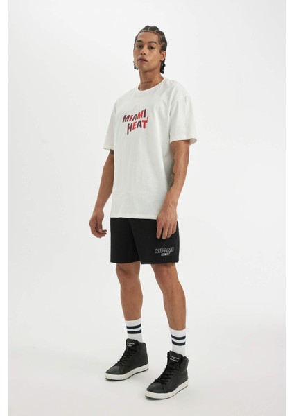 DeFactoFit NBA Miami Heat Standart Fit Kısa Paça Şort B9915AX24SM