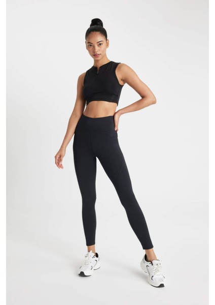 Fit Crop Bisiklet Yaka Ağır Kumaş Sporcu Atlet C7908AX24SM