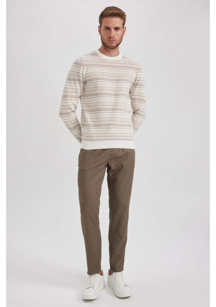 Standart Fit Normal Kesim Desenli Bisiklet Yaka Triko Kazak Y0609AZ23WN fiyatları