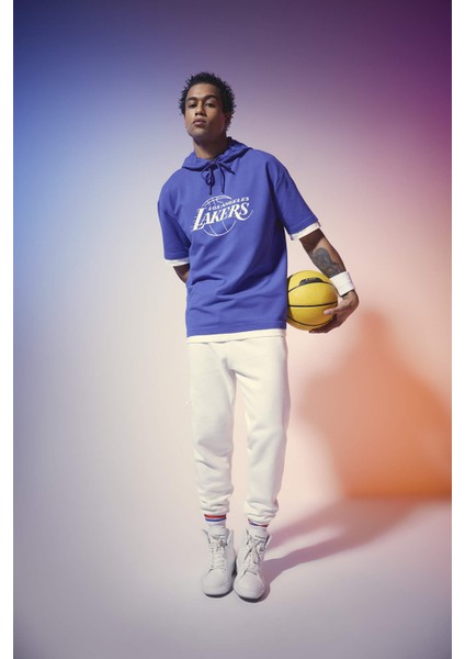 Fit NBA Los Angeles Lakers Oversize Fit Kapüşonlu Kısa Kollu Tişört B3895AX24SP