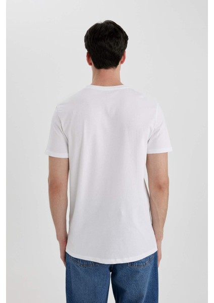 Slim Fit Dar Kesim Bisiklet Yaka Baskılı Kısa Kollu Tişört B8476AX24SM
