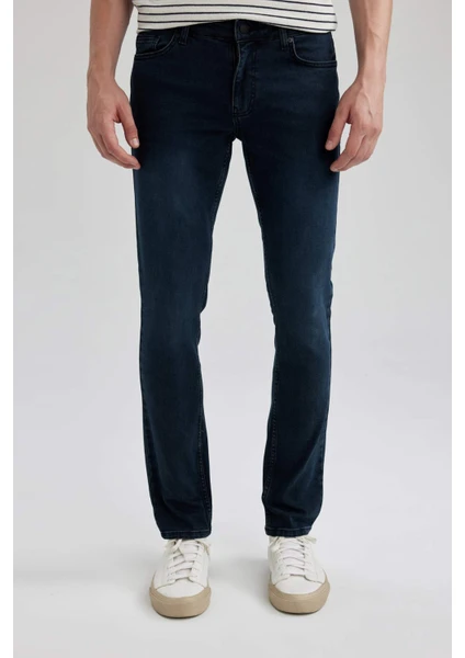 Pedro Slim Fit Dar Kalıp Normal Bel Dar Paça Jean Pantolon R8791AZ23AU