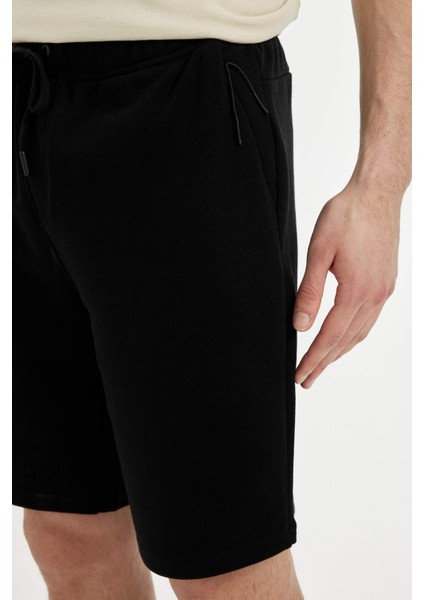 Regular Fit Düz Paça Şort B8795AX24SM