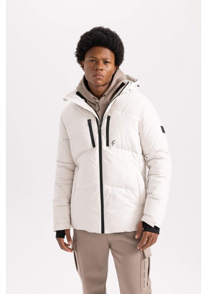 Fit Su İtici Slim Fit Dar Kesim Kapüşonlu Fermuarlı İpek Kumaş Mont A3519AX23WN