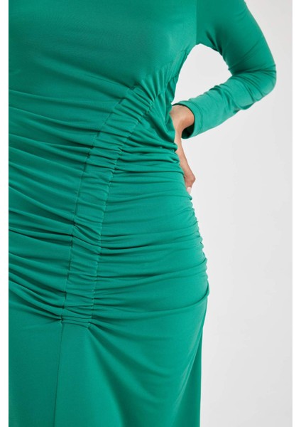 Bodycon Vücudu Saran Yuvarlak Yaka Uzun Kollu Midi Elbise indirimleri